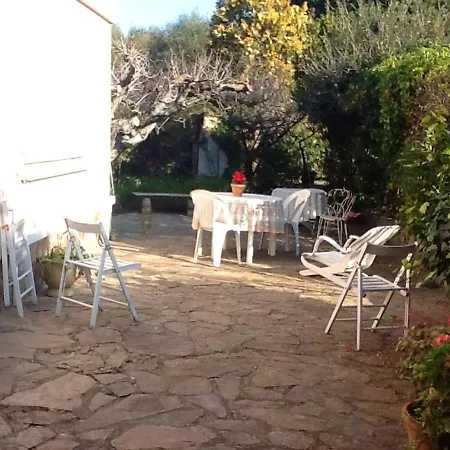 Confortable A Avec Terrasse Apartmán